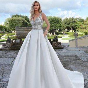 Ashley + Justin Brand New Wedding Dress